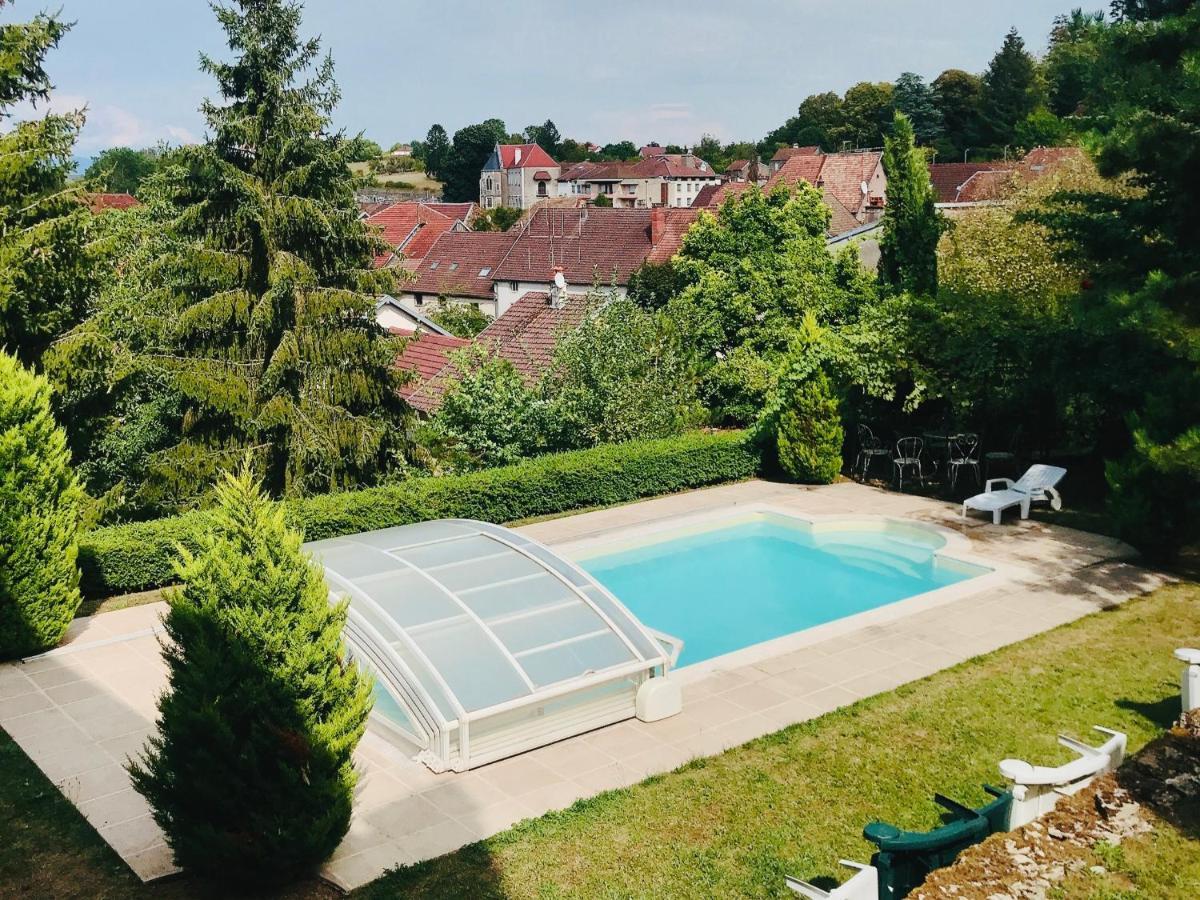 Manoir Saint-Pierre Bed and Breakfast Villersexel Exteriör bild